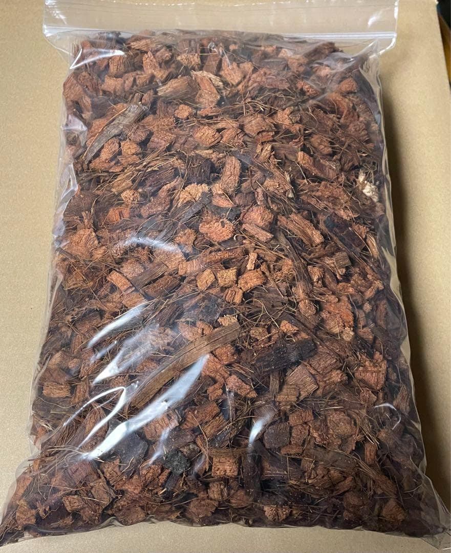 (セール価格８日まで)　２Ｓ約２００Ｌヤシガラハスクチップ