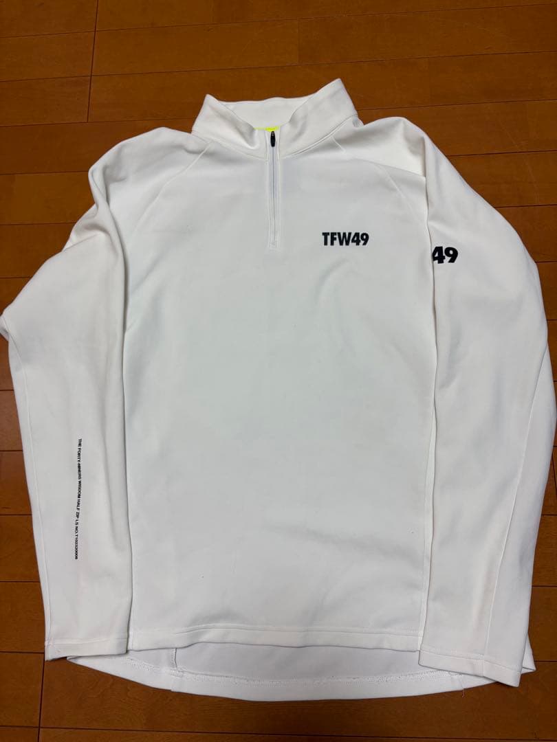 TFW49 ハーフジップ モックネック 長袖シャツ 白 XL ほぼ未使用