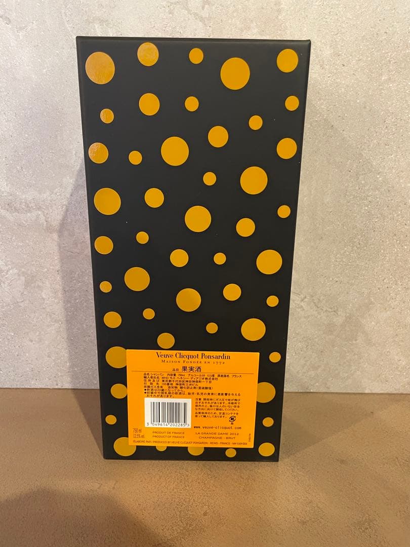 ヴーヴクリコ /ラ・ グランダム2012 草間彌生ギフトBOX