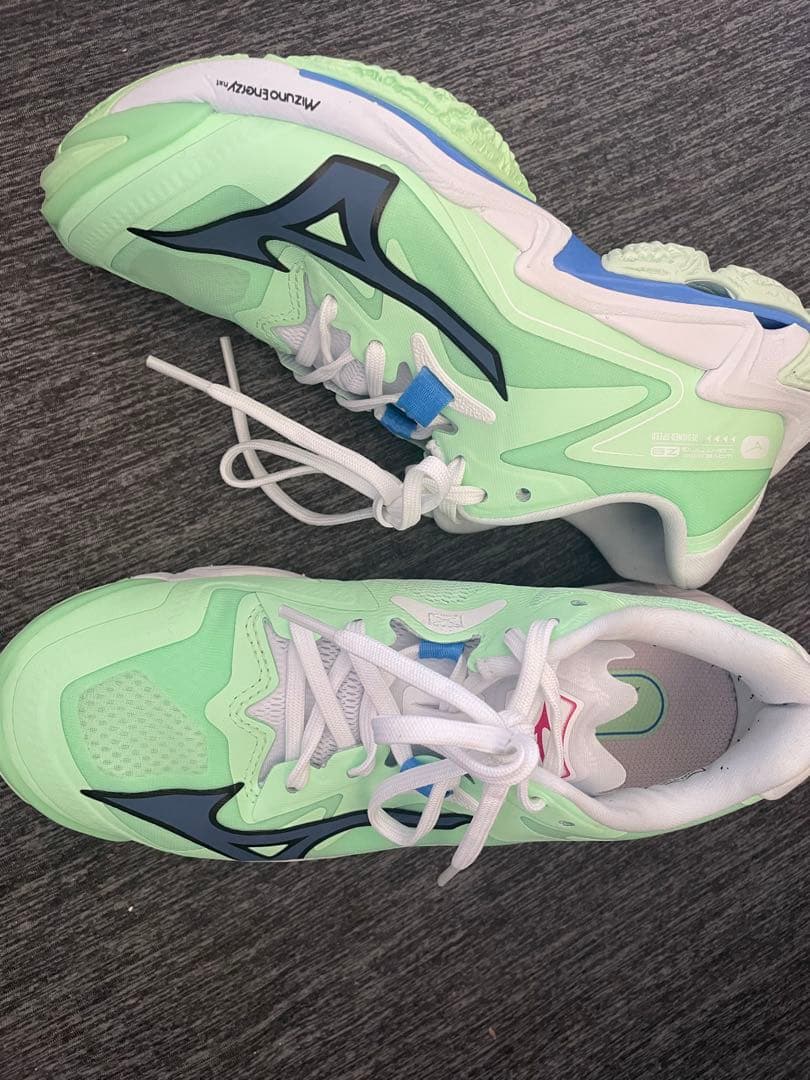 ミズノ　バレーボール　シューズ