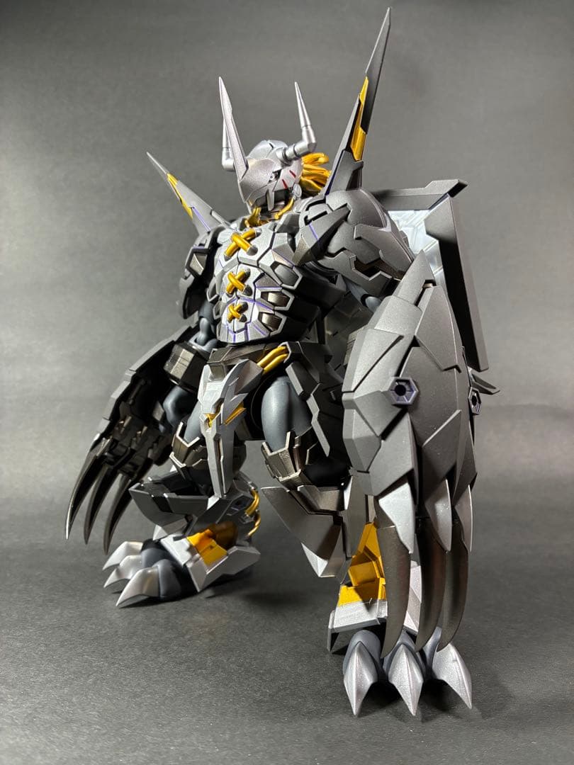 【完成品】バンダイ　ブラックウォーグレイモン塗装済み完成品