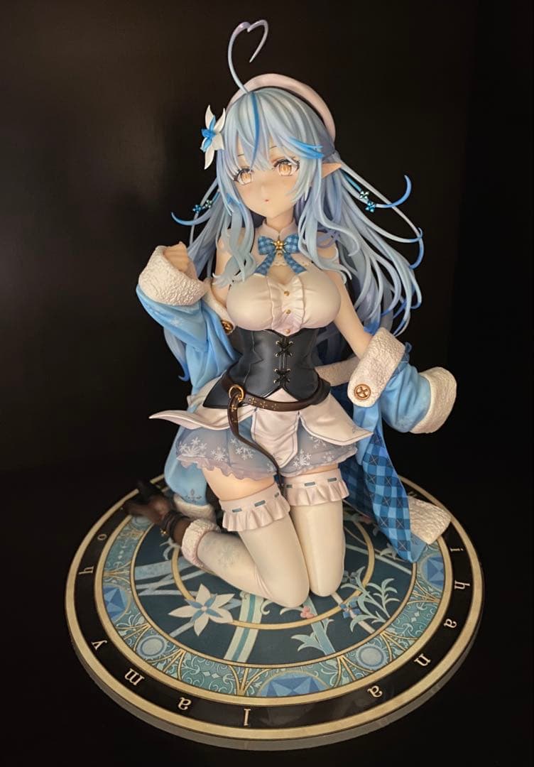 ガ*ト様 ホロライブ 雪花ラミィ 1/6 スケールフィギュア
