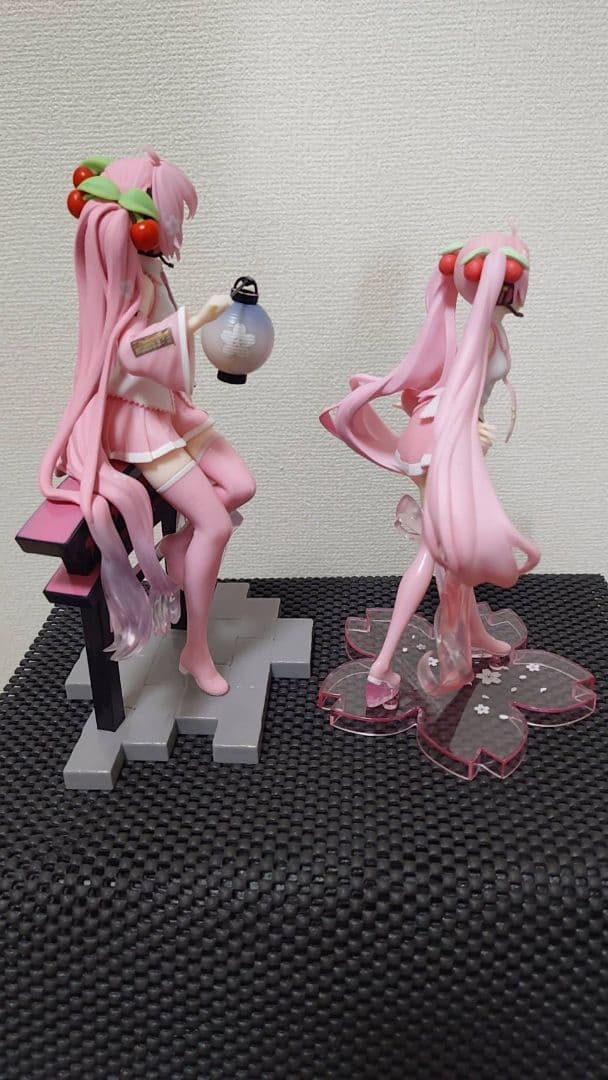 桜ミク　フィギュア 2体セット