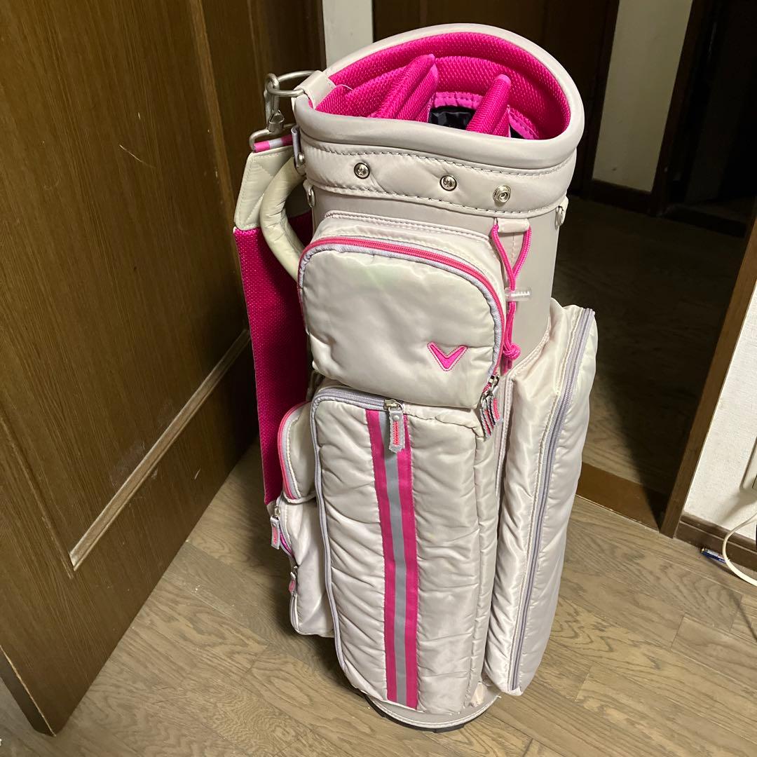 キャロウェイ　ゴルフキャディバッグ ベージュとピンク