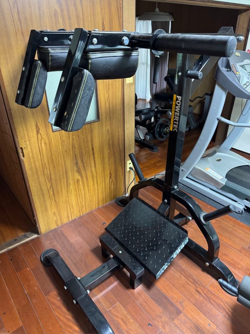 y*k様 パワーテック　レバレッジスクワット　スクワットマシン　powertec