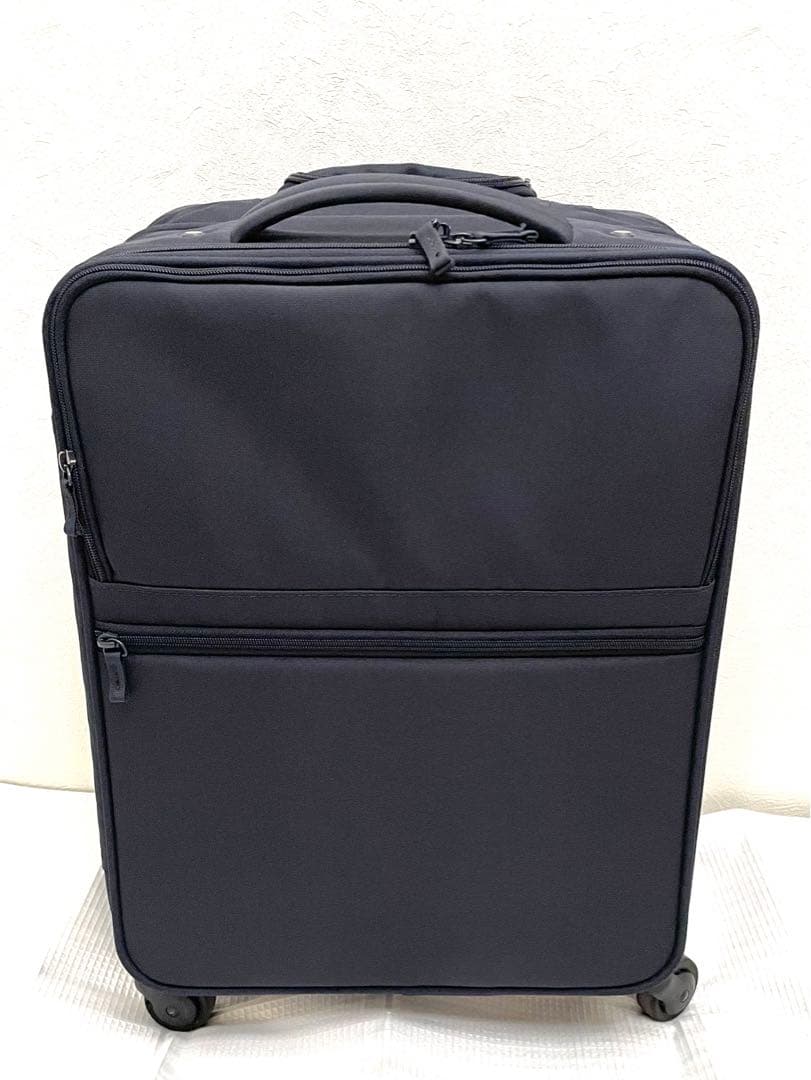 無印良品　半分の厚みで収納できるソフトキャリーバッグ S 機内持ち込み可能