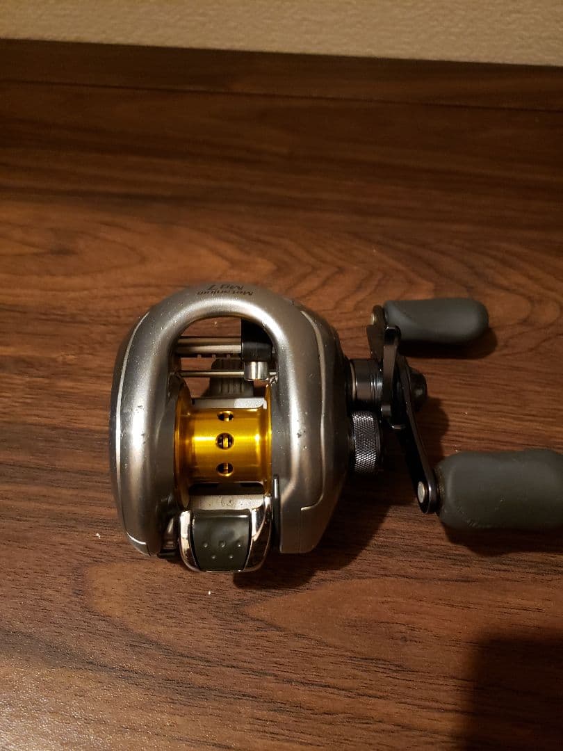 中古良品シマノ　07メタニウムmg7右巻き