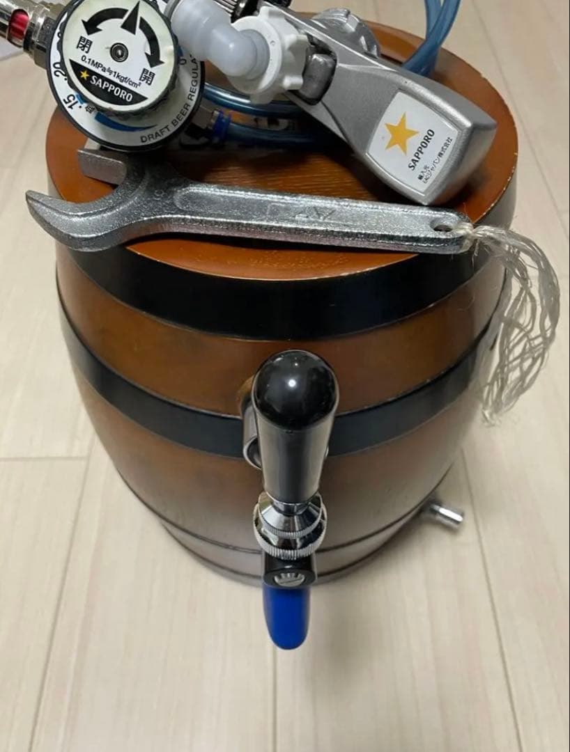 サッポロ SAPPORO ビヤ樽くん 氷冷式 木樽型　ビールサーバー