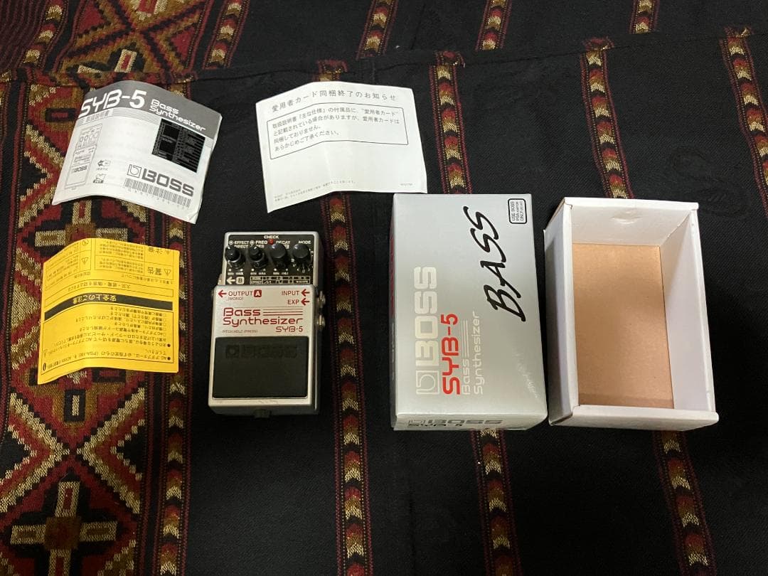 BOSS SYB-5 ベースシンセサイザー