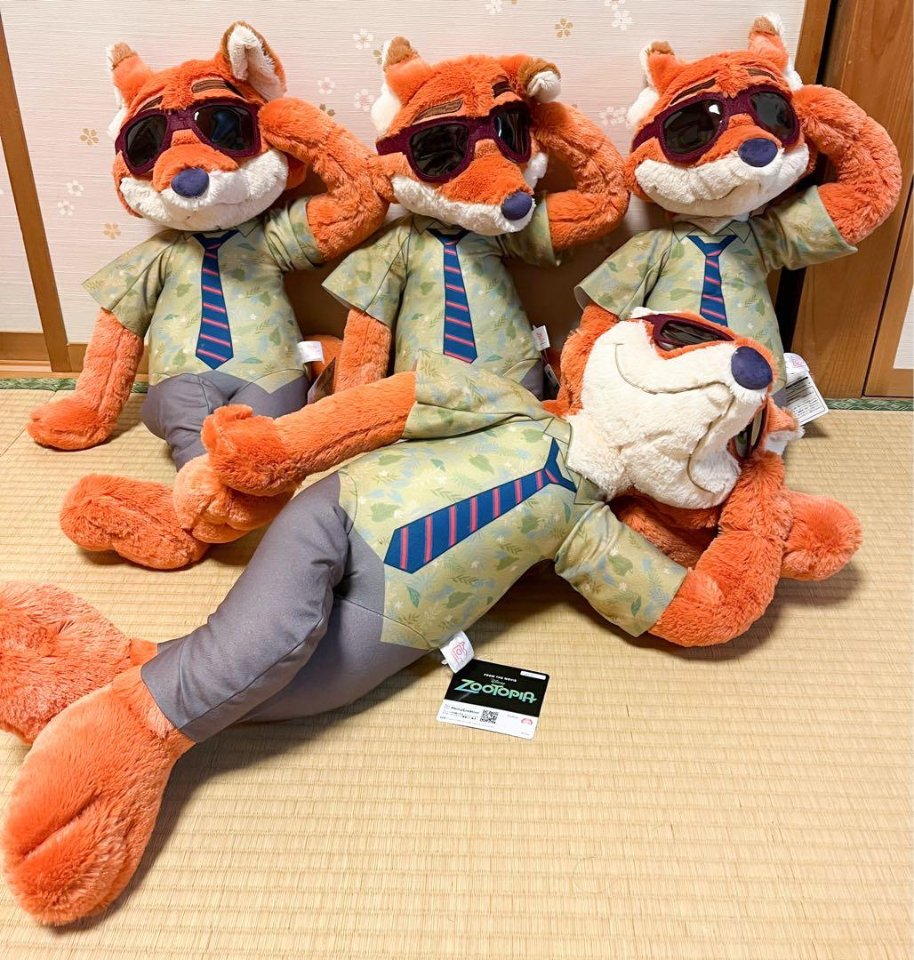 ディズニー　ズートピア　超超BIGぬいぐるみ　ニック　サングラス　4体セット