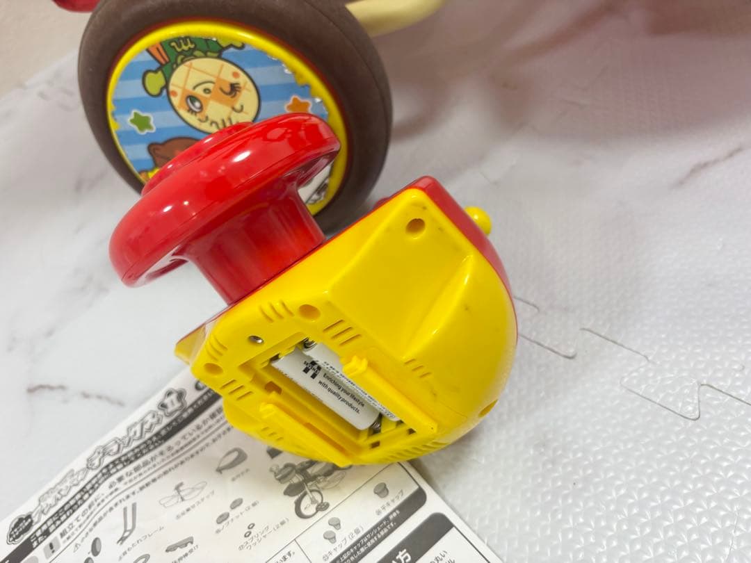 動作OK アンパンマンデラックスII 三輪車　ブザー付き　子供キッズ用品