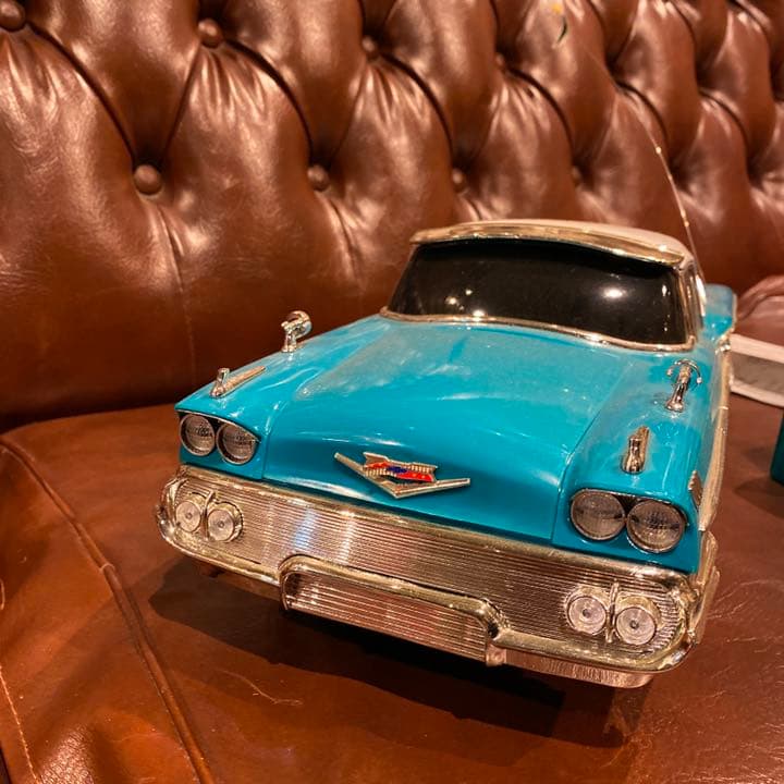 シボレーインパラ58年　ローライダー　ホッピング　カスタム　アメ車