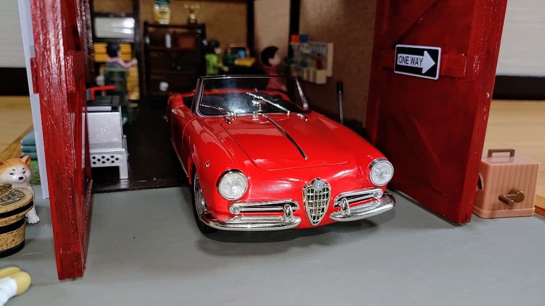 1/18　ジオラマ　ミニカー　ガレージ　車庫　納屋　ドールハウス　即購入禁止