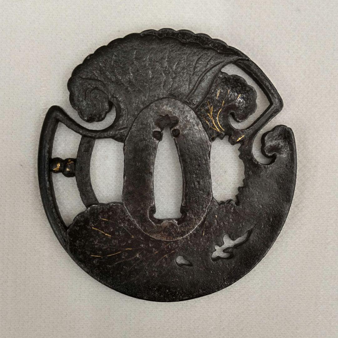 蕗の葉　鐔　変わり形　蓮　蕗　鐔　刀装具　時代武具　日本刀　居合　アンティーク
