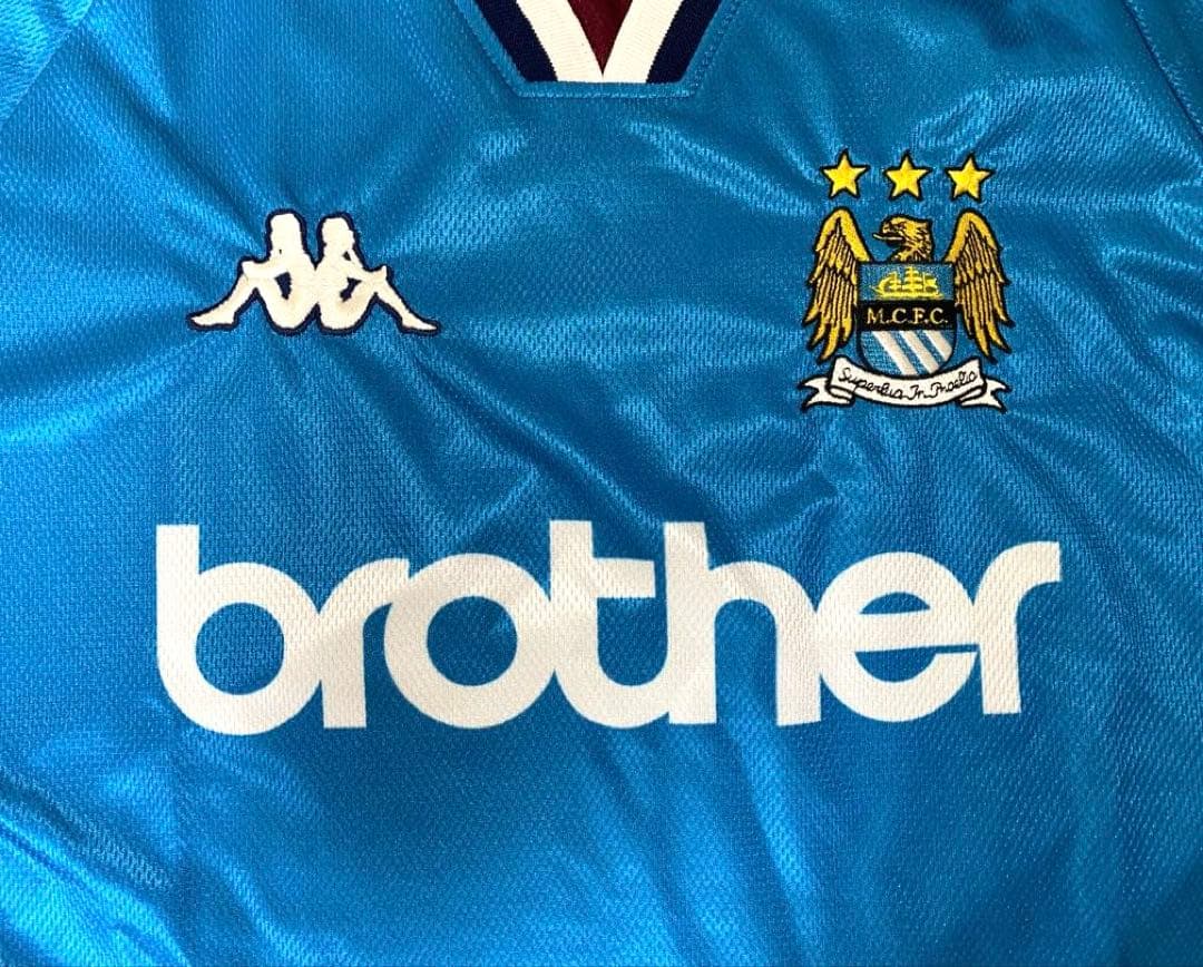 oasisファン必携 97-99 マンCフットボールシャツ Made in UK