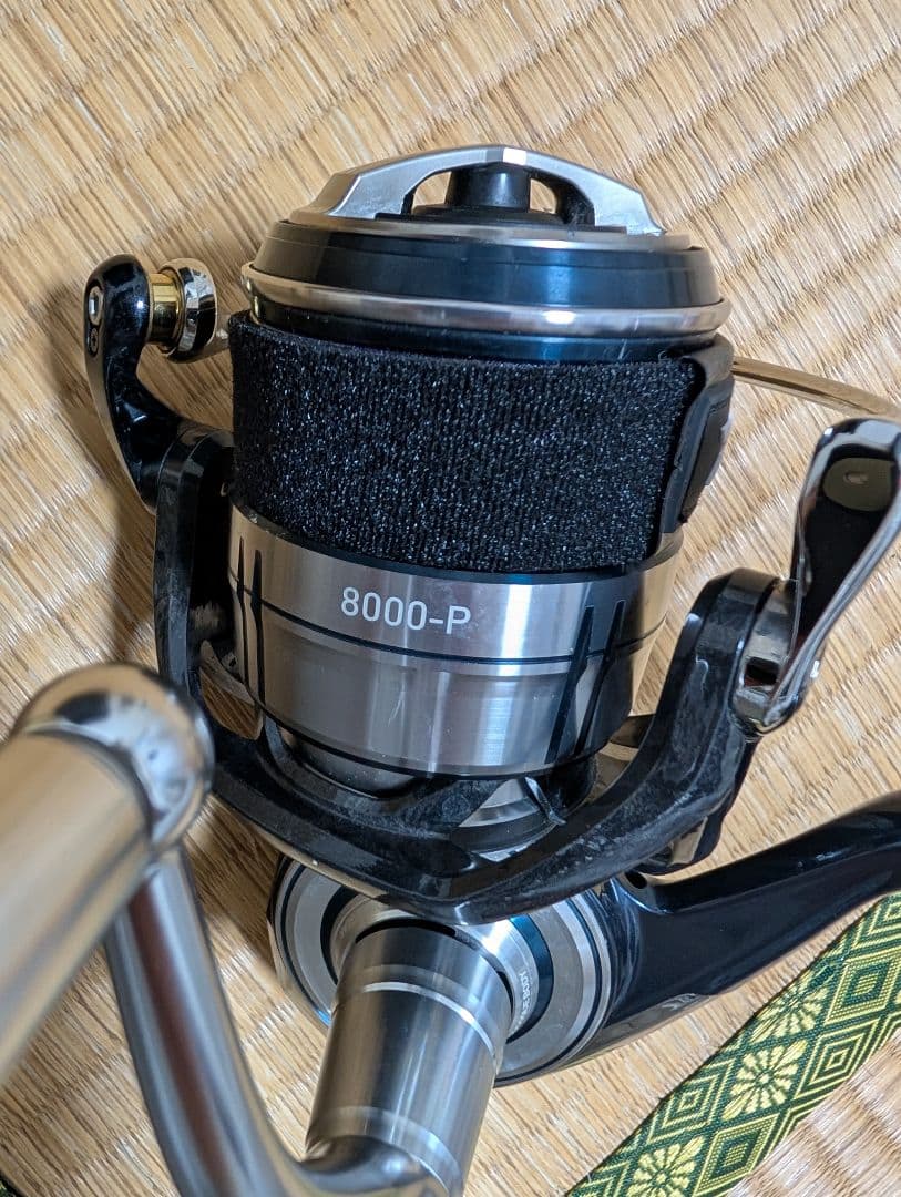 21セルテートSW8000P スプールバンド付き目立つキズは、少ない。