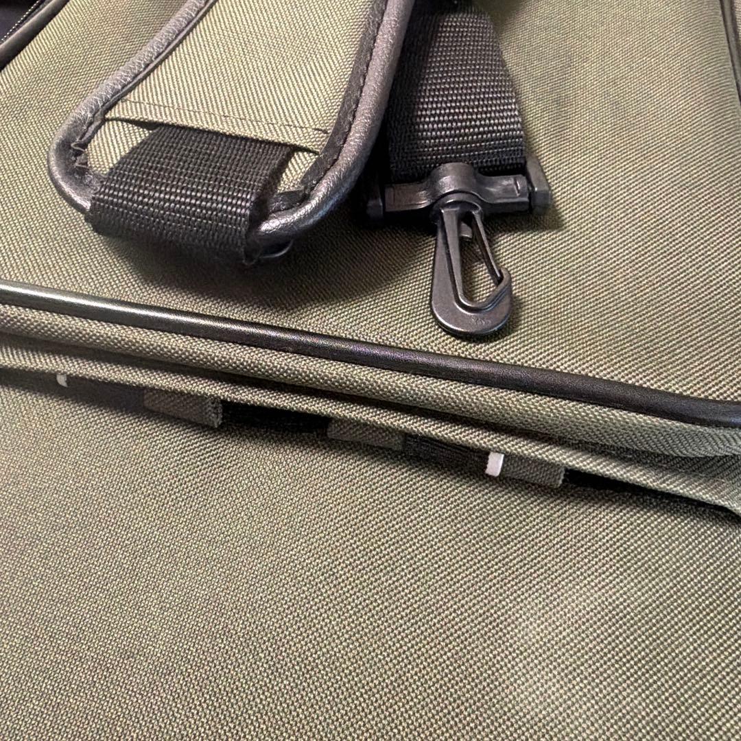 バイオリン　ケース　pedi (カタログより2.3kg)