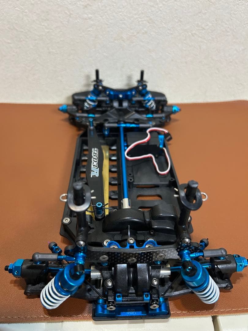 デン！タミヤTB-03R シャーシキット RC装置セット　ラジコンカー