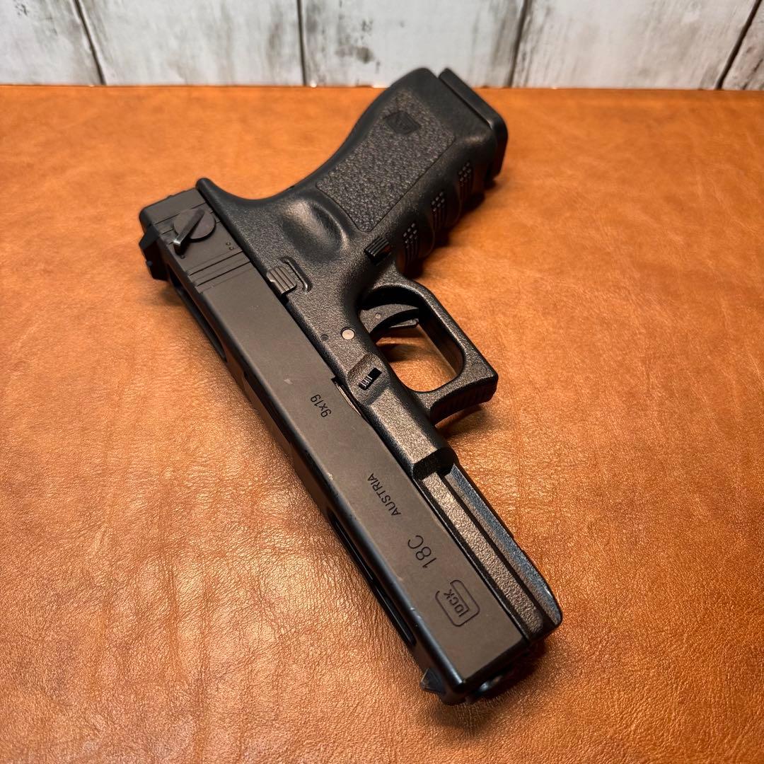 東京マルイ　グロック18C　ガスブローバック　フルオート