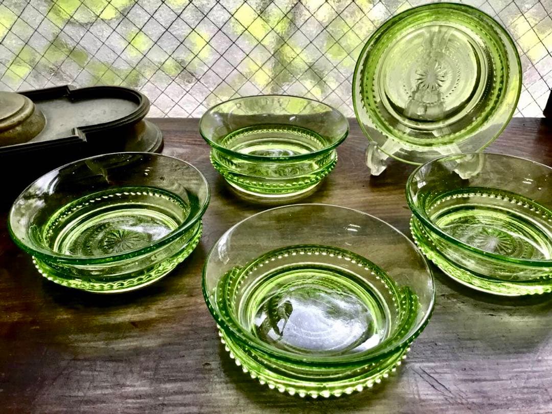 和ガラス◆ウランガラス / 小鉢 / ５個セット◆大正ロマン グリーン ボウル