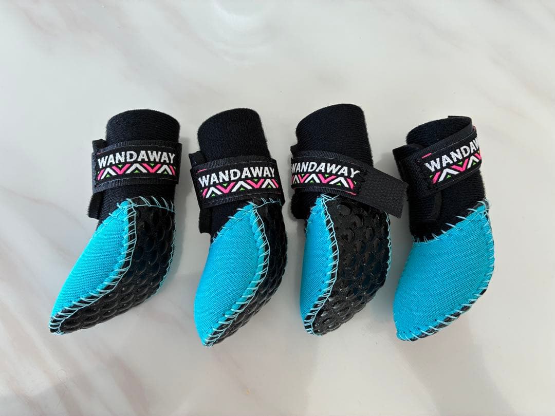 WANDAWAY ドッグブーツ 青と黒