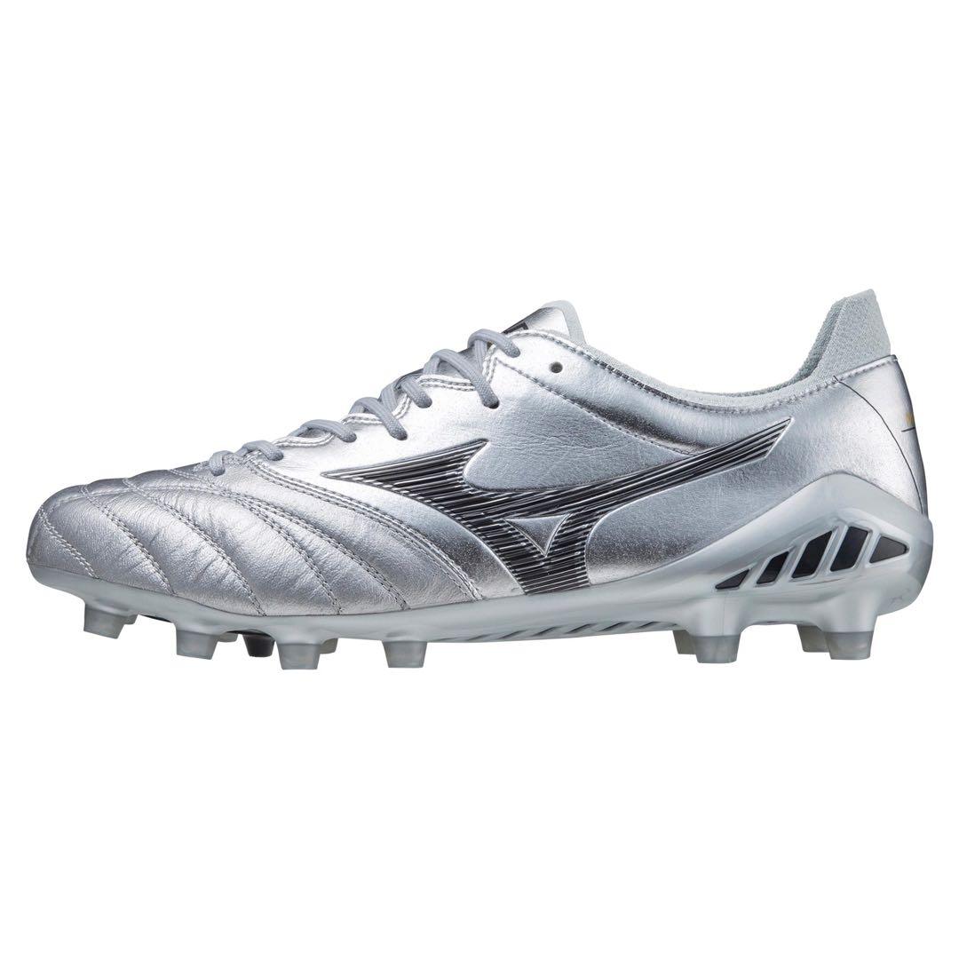Mizuno Morelia Neo 3 シルバー