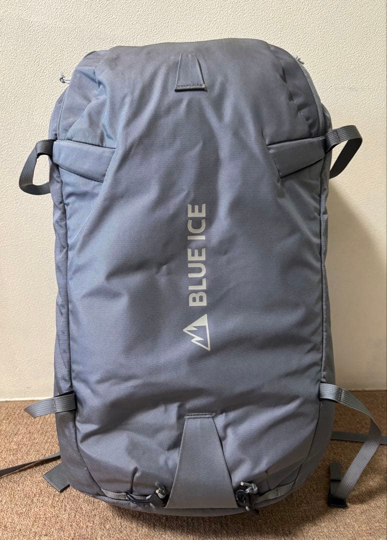 【美品】BLUE ICE ブルーアイス クメ 32L バックパック