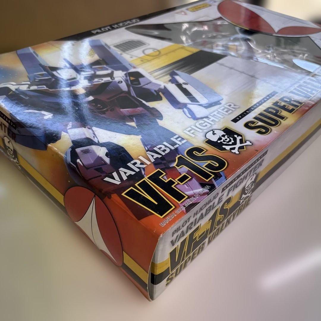 ロボット VF-1S SUPER VALKYRIE BANDAI