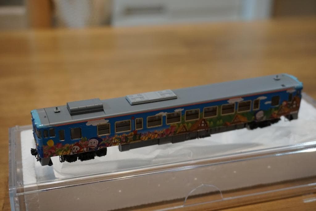 TOMIX キハ40　2135 氷見線・城端線　ハットリくんラッピング塗装　M車