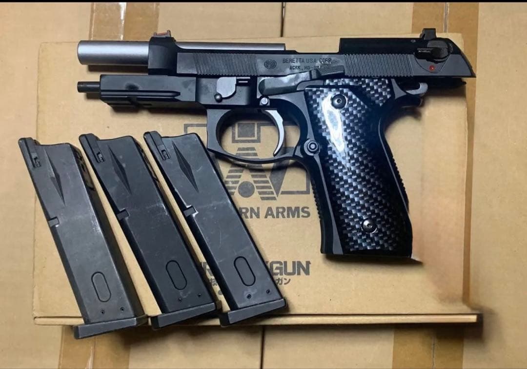 HW樹脂製 ガスブロ WA ベレッタ M92FS V8 純正マガジン 3本 訳有