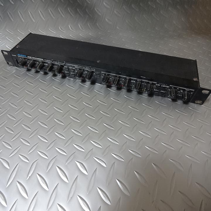 ALESIS 3630 コンプレッサー Compressor 名機