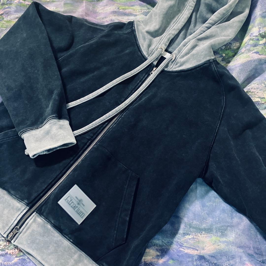 Etrarium Hanaパーカー