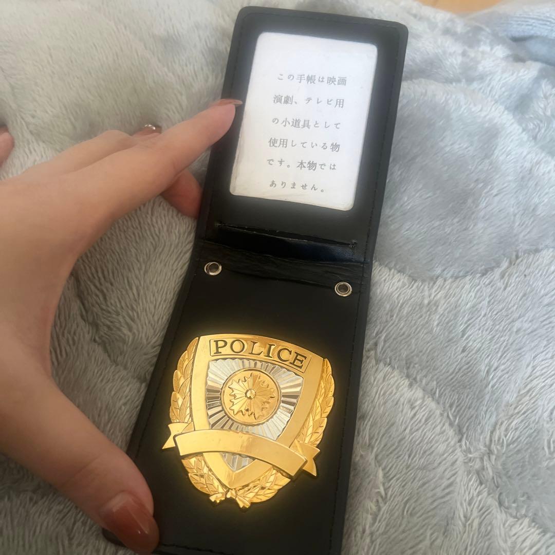 警察手帳レプリカ　撮影用・小道具