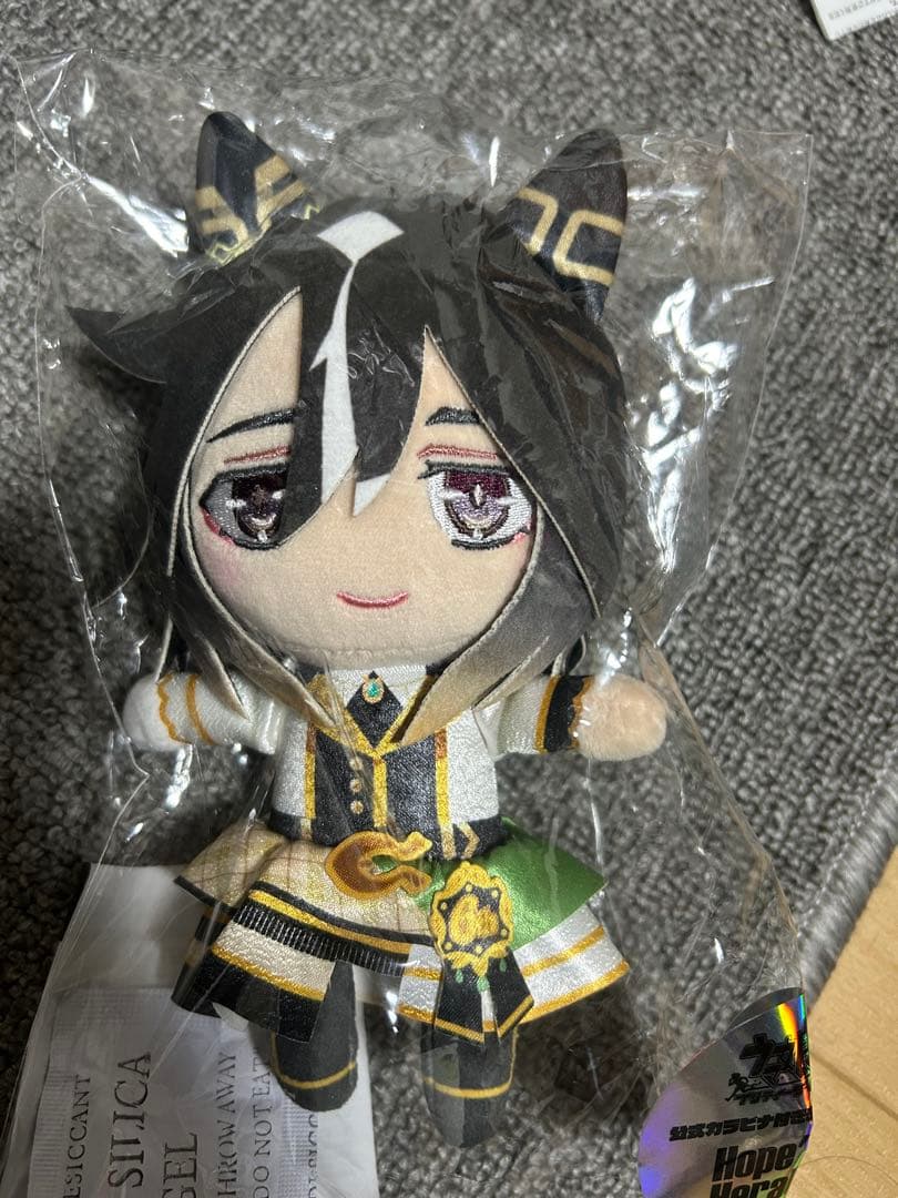 ウマ娘　6th 公式カラビナ付きぬいぐるみ　ステイゴールド