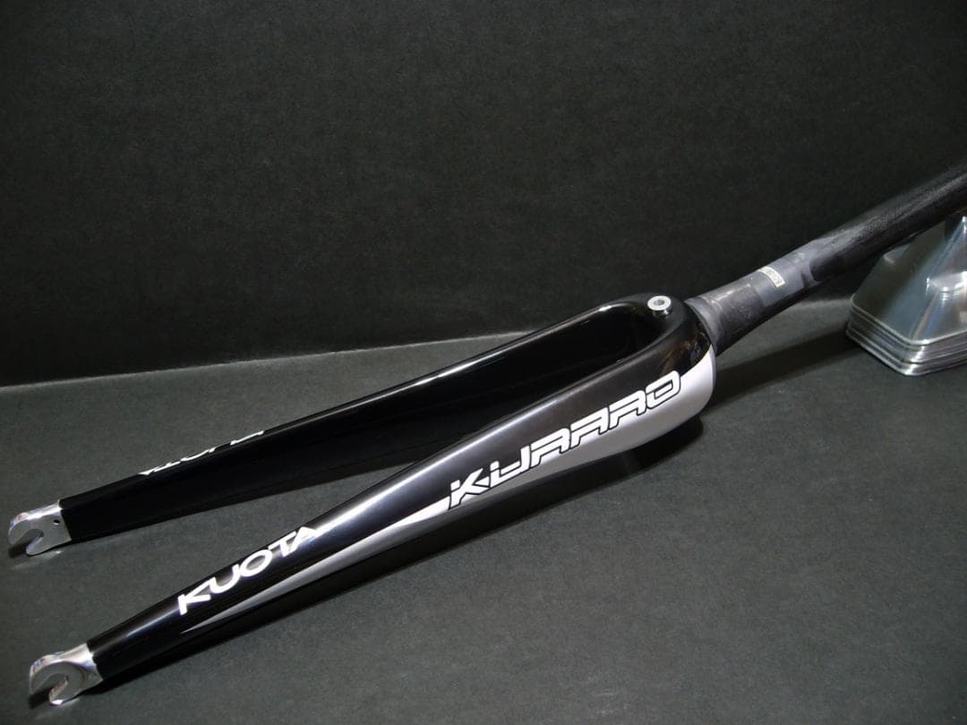 新品 、クオータ フルカーボンフォーク 1-1/8,1-1/2 Taperd