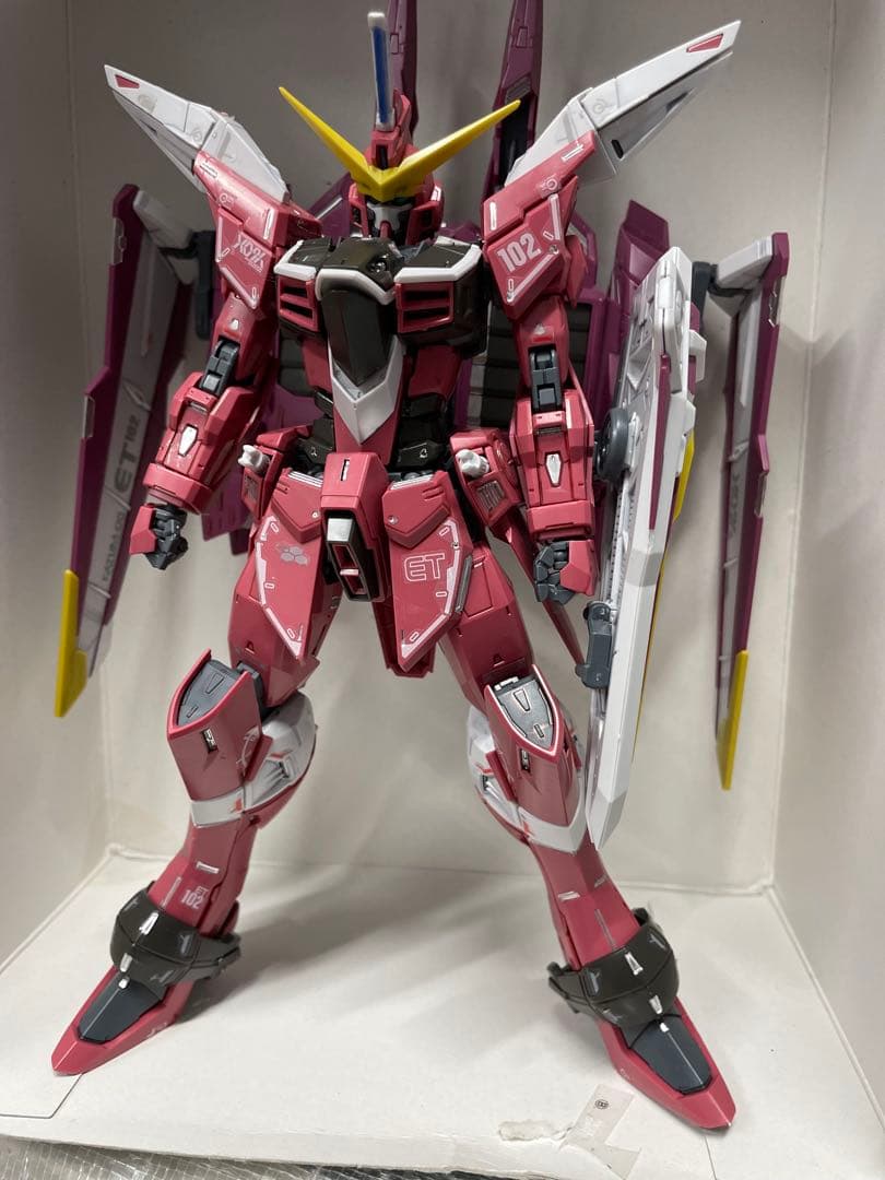 1/100MGジャスティスガンダム素組完成品