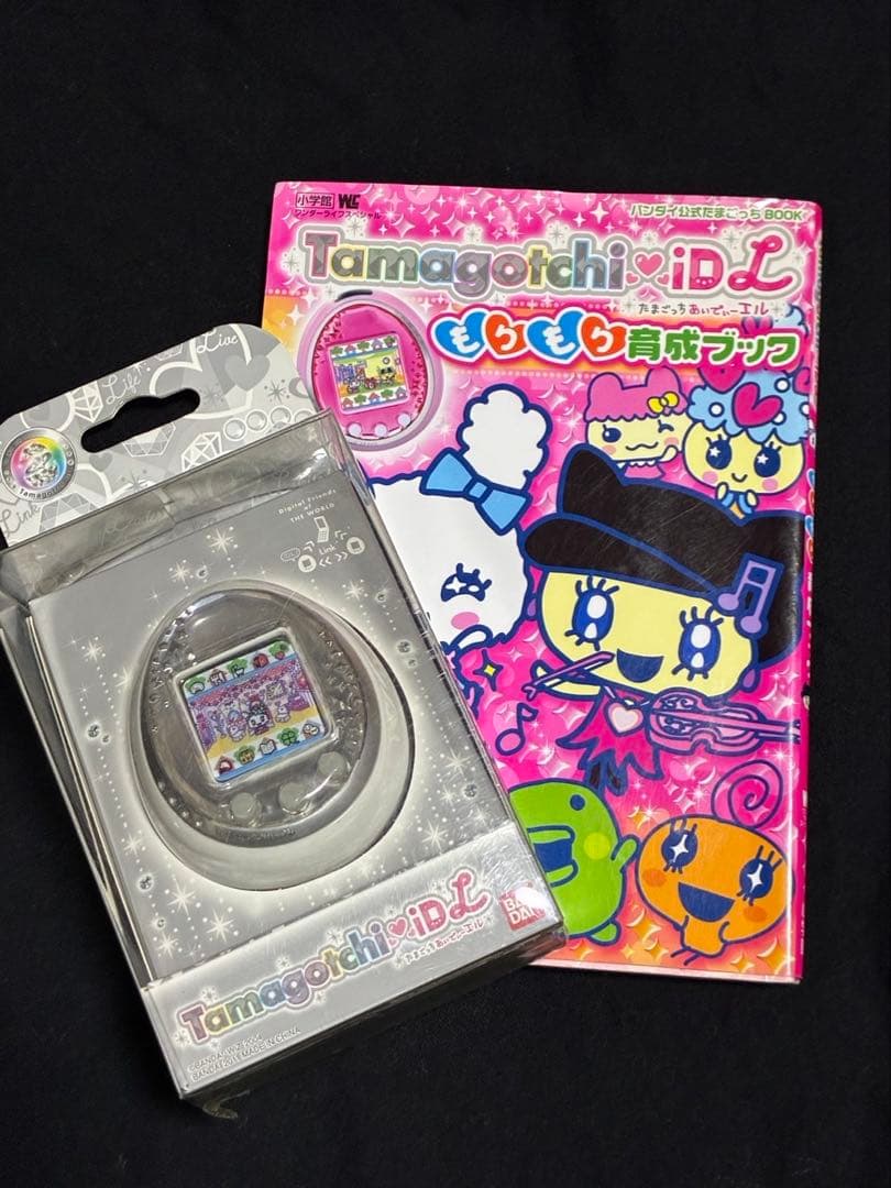 Tamagotchi iD L ホワイト タマゴッチ アイディー エル ホワイト
