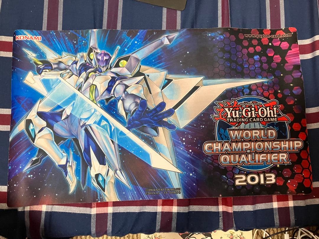 【遊戯王 プレイマット】輝光子パラディオス