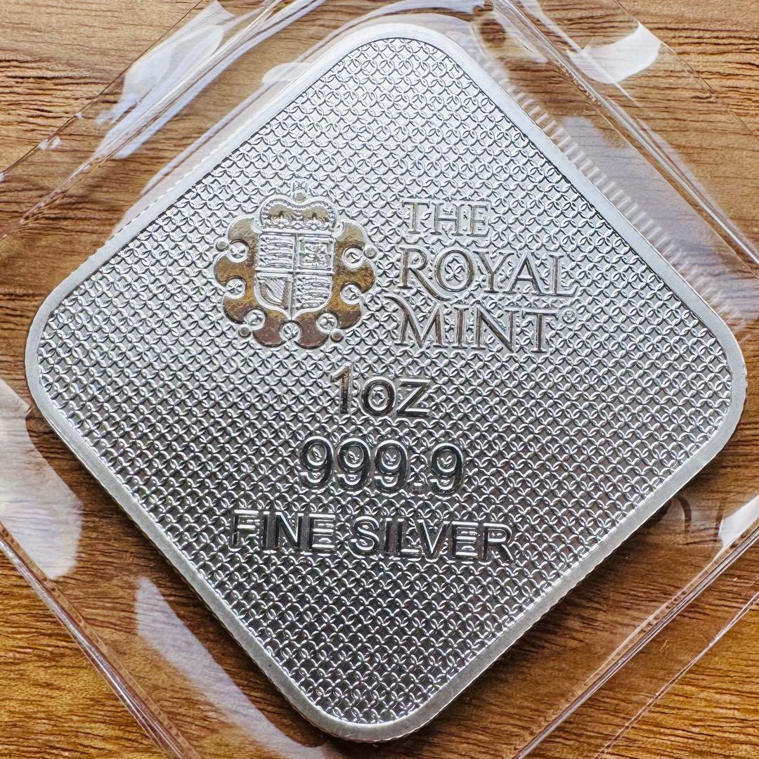 クイーンズビースト　コンプリーター　1オンス