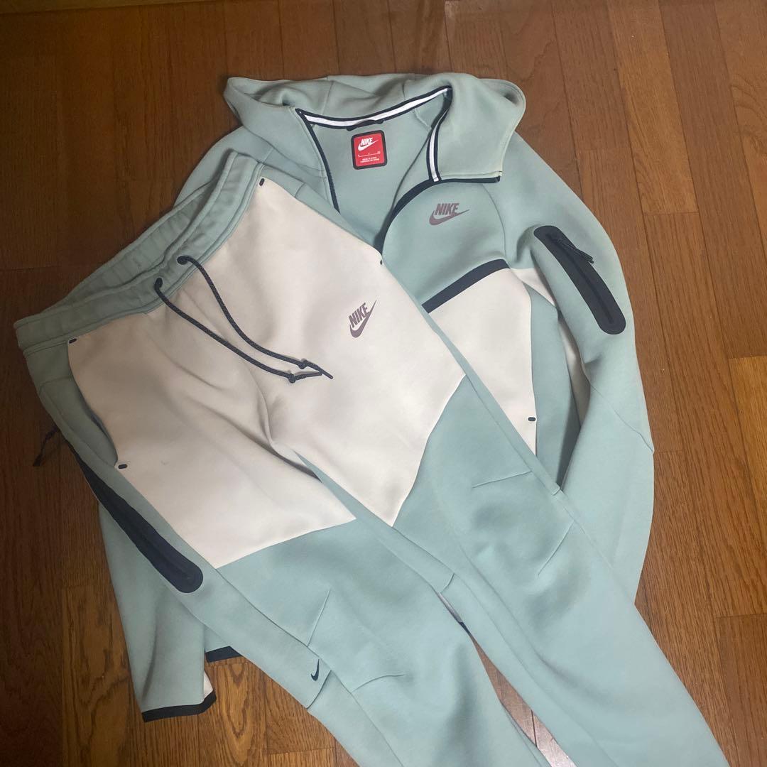 Nikeテックフリース上下セット ミントグリーン