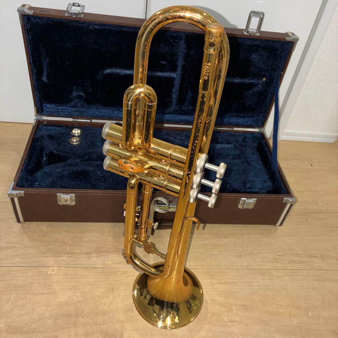 HOLTON ホルトン COLLEGIATE トランペット マウスピース3つ付き