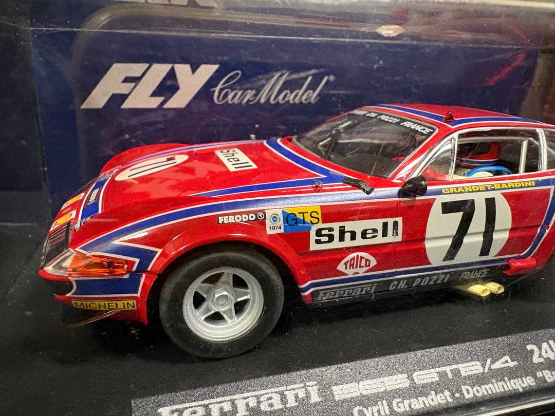 スロットカー FLY Ferrari 365 GTB/4 1/32