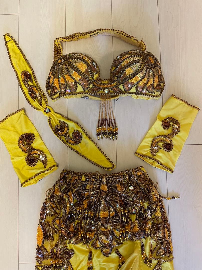 ベリーダンス コスチューム セット　クリーニング割引あり