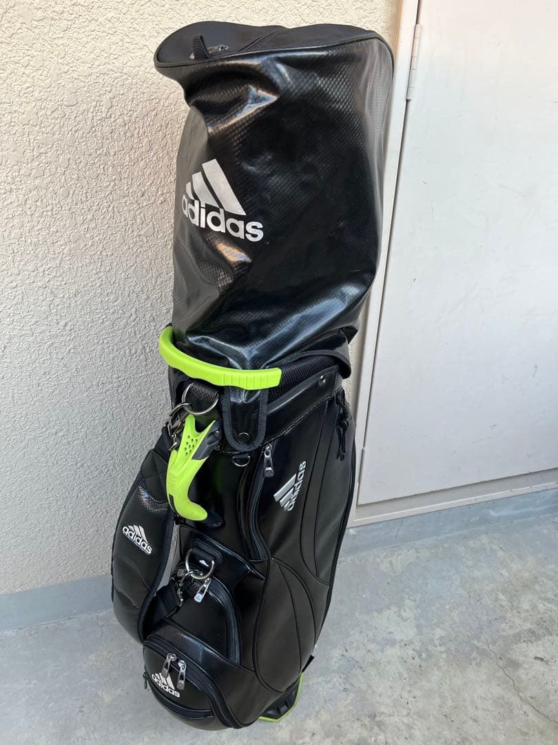 稀少品！アディダス adidas キャディバッグ 軽量　2016年　AWS29