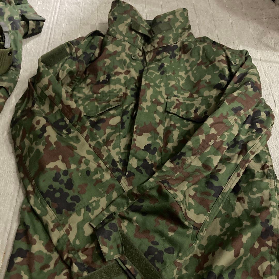 88式鉄帽その他軍服　ホルスター　ピストルベルト(弾帯はつきません)