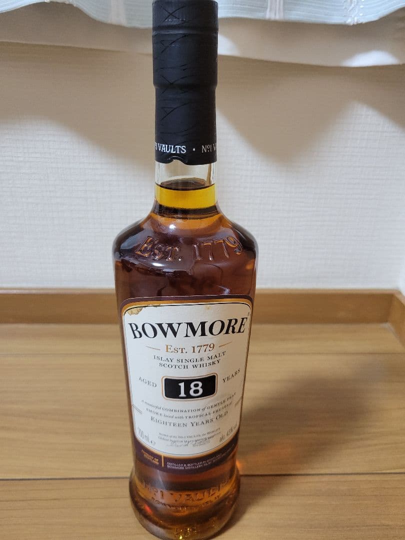 BOWMORE 18年 700ml 43%　ボウモア