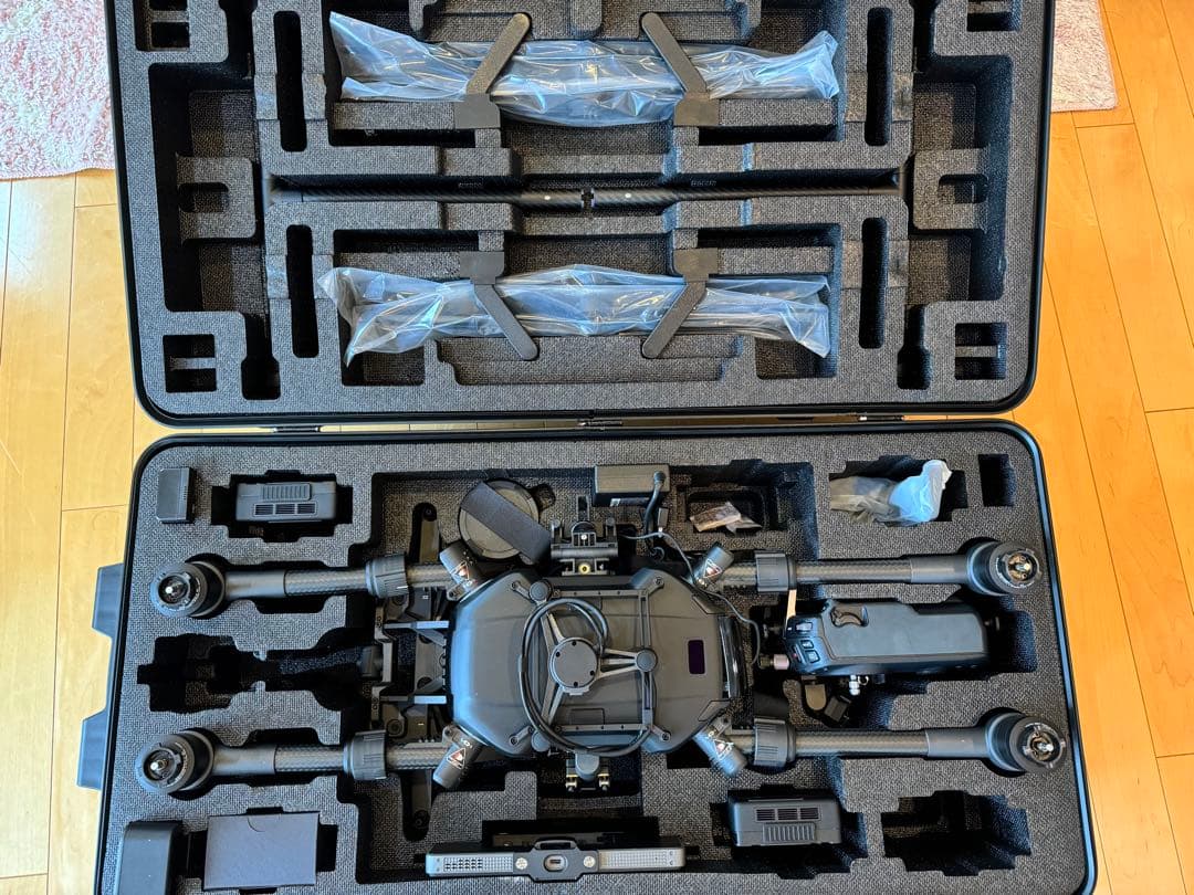 ホビーラジコン DJI MATRICE 200