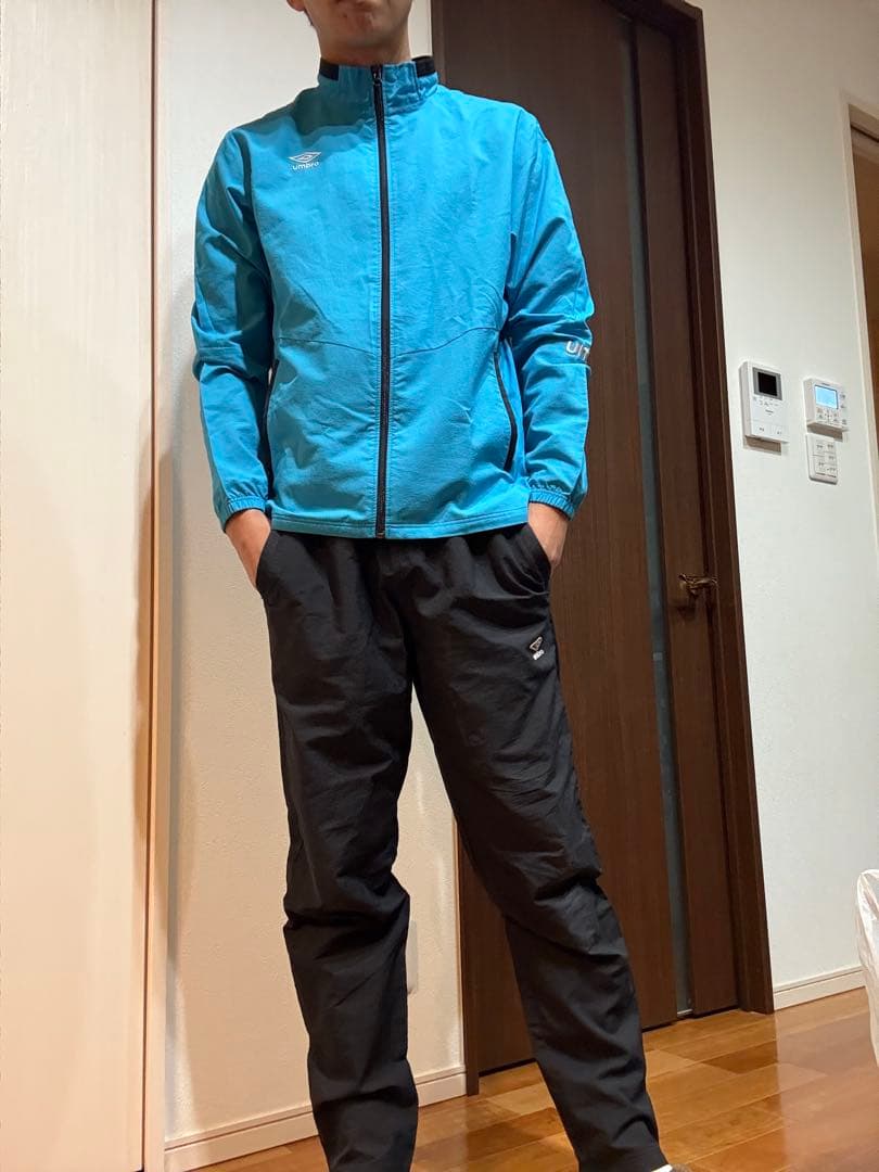 アンブロ　umbro 青 ナイロンウェア　上下セット　Lサイズ　練習着