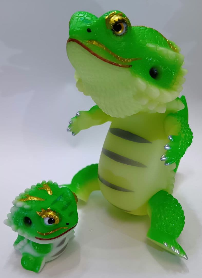 ペインターネット フトアゴン ソフビ 干支 辰(ベビー付き)【開封品】