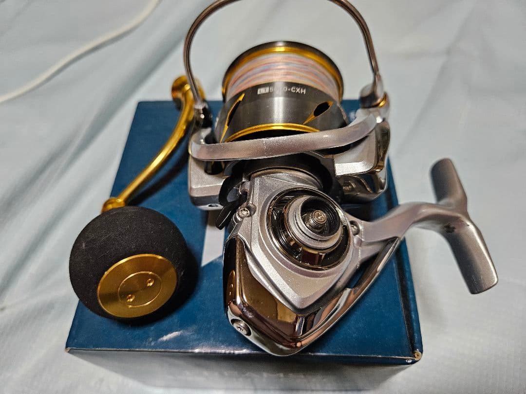 G*R様 DAIWA FREAMS LT5000-CXH リール 箱、説明書あり